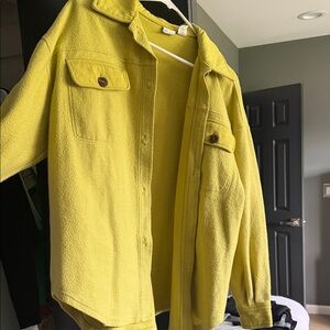 cupcakes & cashmere Lemon-Green Knit Top